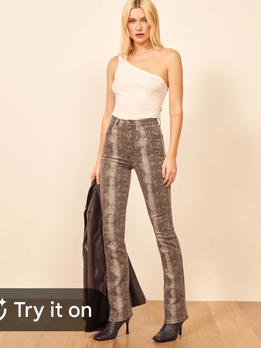 Reformation brown and gray snake-print straight-leg jeans 👖